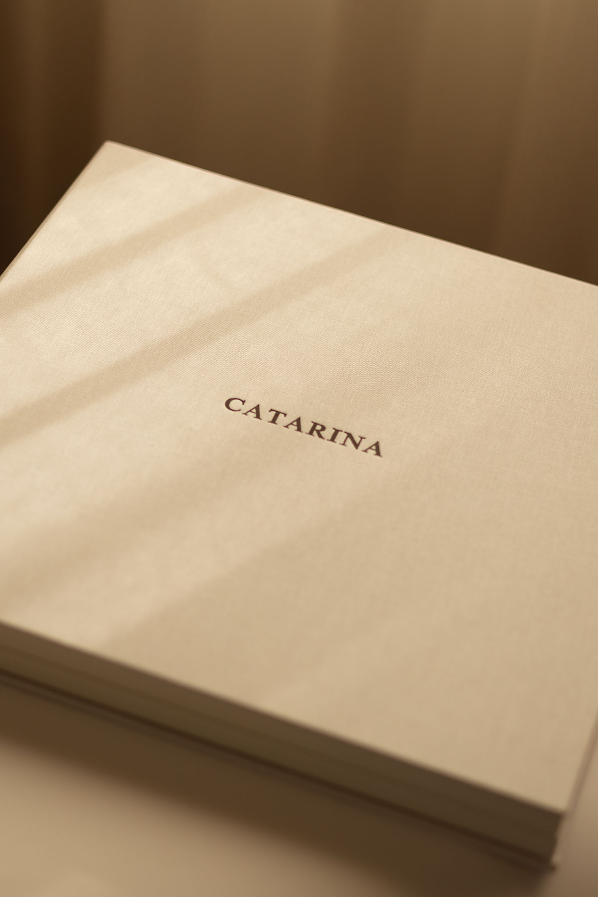 detalhes da caixa personalizada com nome gravado